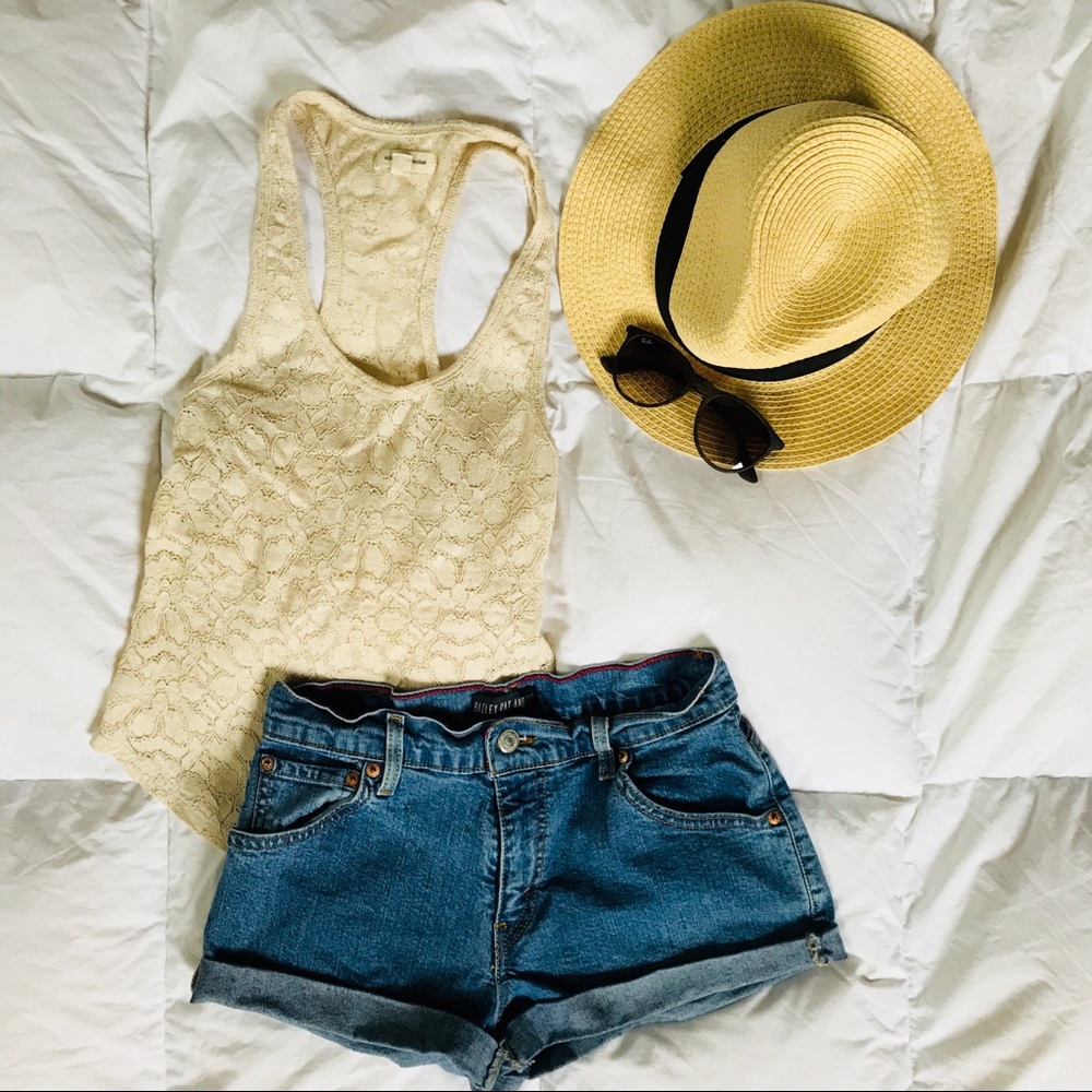 Levi High Wasted Cutoff Shorts